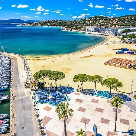 Superbe Appartement, 2 Chambres, 7 Couchages, Avec Terrasse, Proche Centre Et Plages Apartament *