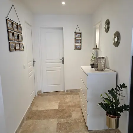 Superbe Appartement, 2 Chambres, 7 Couchages, Avec Terrasse, Proche Centre Et Plages Apartment *